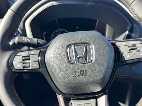 New 2025 Honda Pilot TrailSport image 24