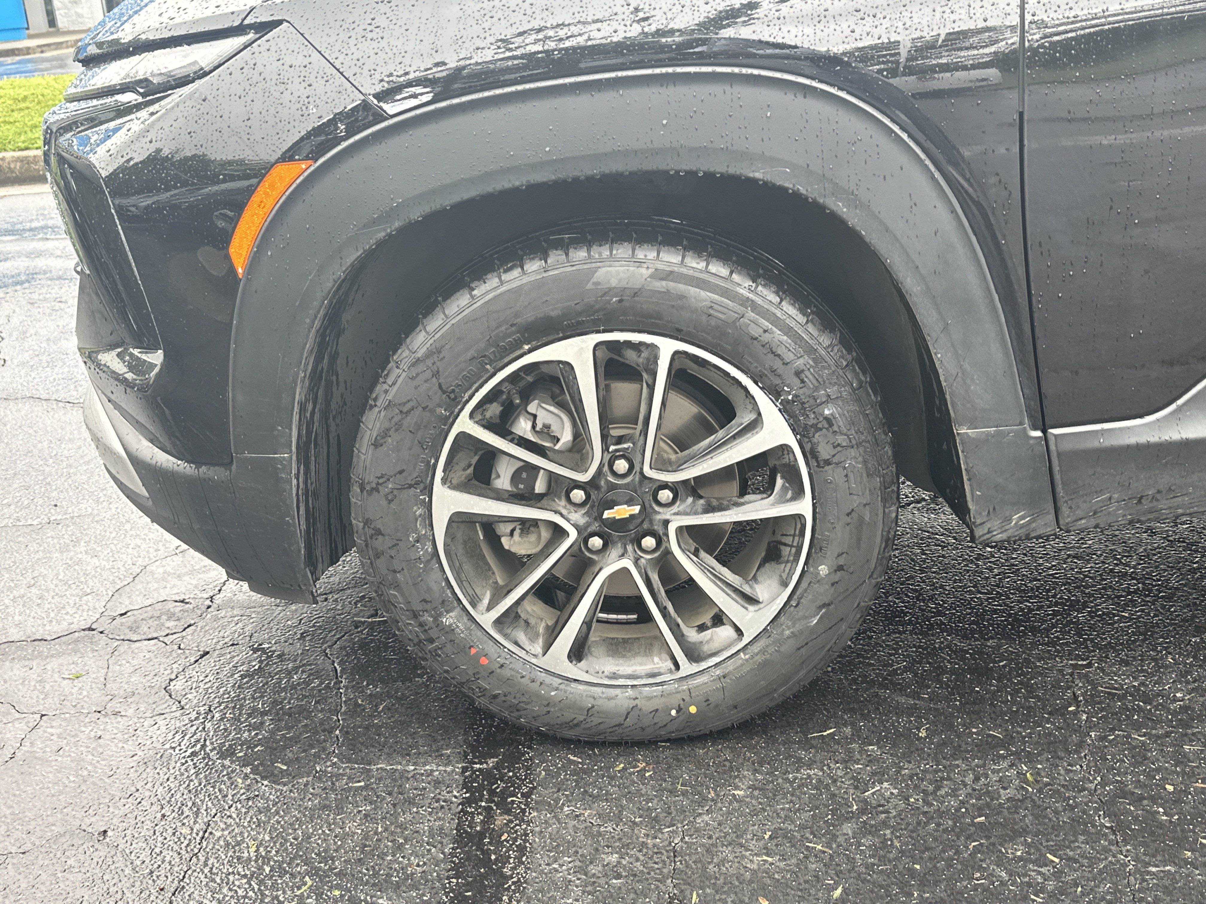 Used 2025 Chevrolet TrailBlazer LT FWD image 11