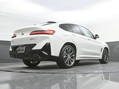 Certified 2022 BMW X4 xDrive30i w/ M Sport Package 2 AWD/4WD image 46