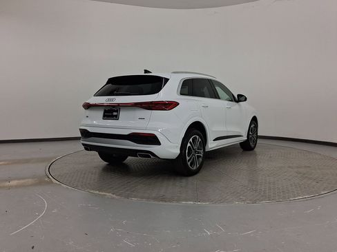 Certified 2025 Audi Q5 Premium Plus w/ Premium Plus image 9