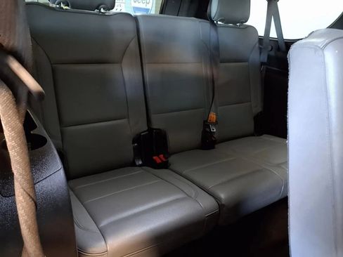 Used 2021 GMC Yukon XL SLT AWD/4WD image 10