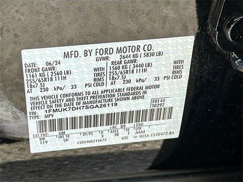 Used 2025 Ford Explorer Active w/ Active Comfort Package image 32