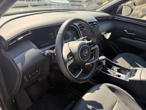 Certified 2024 Hyundai Santa Cruz Limited image 14