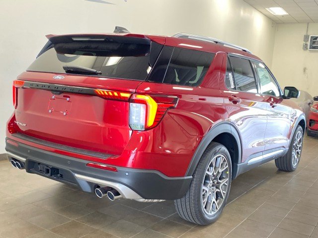New 2027 Ford Explorer Platinum w/ 3.0L Ultimate Package AWD/4WD image 8