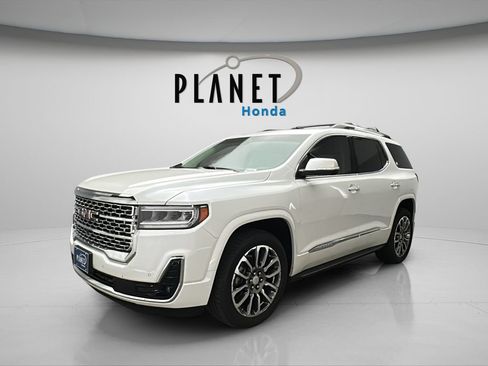 Used 2020 GMC Acadia Denali w/ LPO, 'HIT The Road' Package AWD/4WD image 10