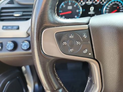 Used 2020 GMC Yukon XL Denali AWD/4WD image 24