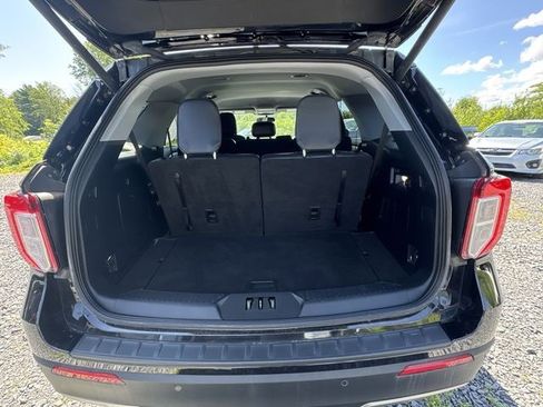 Used 2021 Ford Explorer XLT w/ Equipment Group 202A image 26