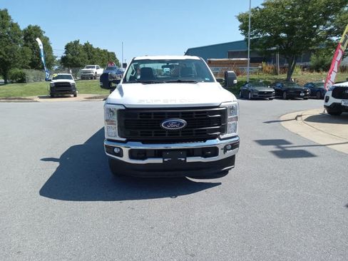Used 2024 Ford F250 XL w/ XL Driver Assist Package AWD/4WD image 2