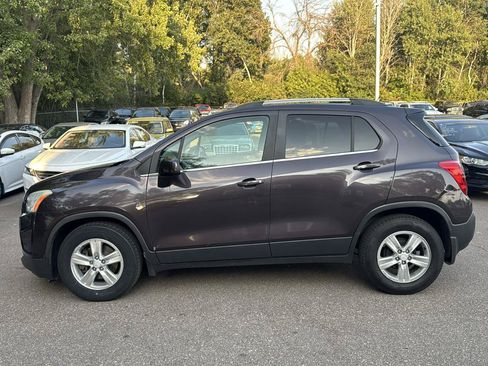 Used 2016 Chevrolet Trax LT w/ LPO, Protection Package FWD image 8