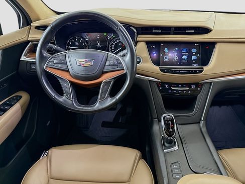 Used 2019 Cadillac XT5 Platinum image 23