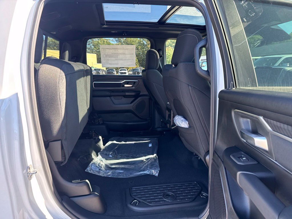 New 2026 RAM 1500 Big Horn AWD/4WD image 24