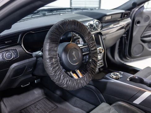 Used 2022 Ford Mustang Shelby GT500 w/ Carbon Fiber Track Pack image 37