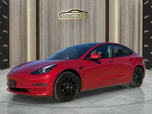 Used 2022 Tesla Model 3 Long Range image 12