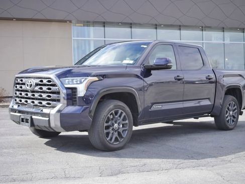 Used 2024 Toyota Tundra Platinum image 3