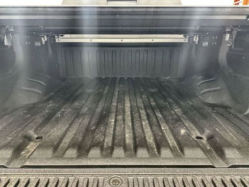 Used 2023 Nissan Titan PRO-4X w/ Pro-4x Convenience Package image 23