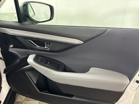 Used 2023 Subaru Outback Premium image 33