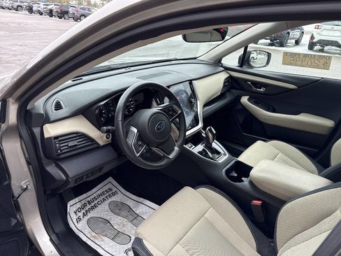 Used 2020 Subaru Outback Premium image 10