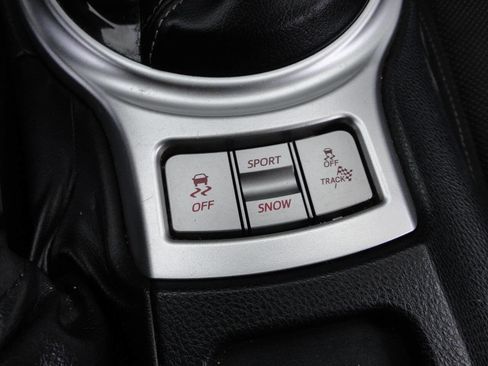 Used 2018 Toyota 86 image 21