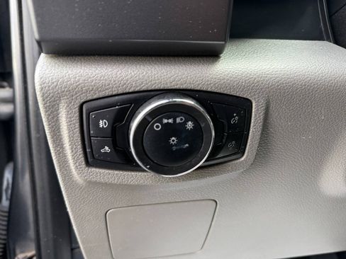 Used 2017 Ford F150 XLT AWD/4WD image 20