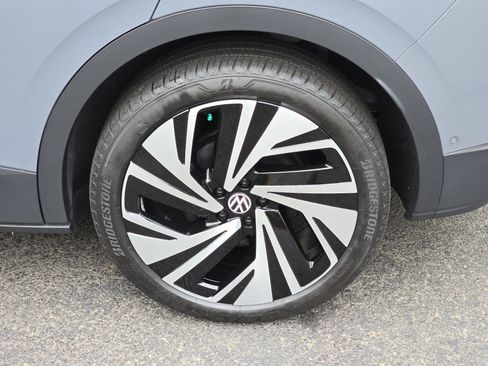 Certified 2025 Volkswagen ID.4 Pro S Plus AWD/4WD image 36