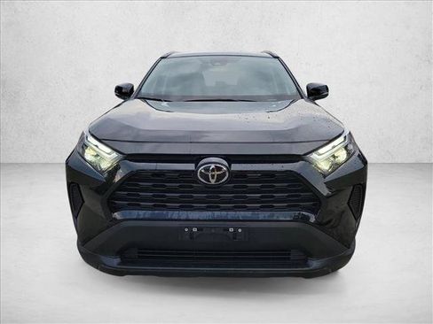 Used 2025 Toyota RAV4 XLE FWD image 2