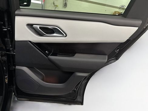 New 2026 Land Rover Range Rover Velar Dynamic SE AWD/4WD image 27
