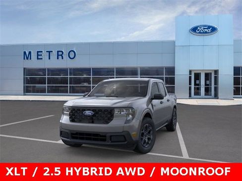 New 2025 Ford Maverick XLT w/ Equipment Group 301A image 3