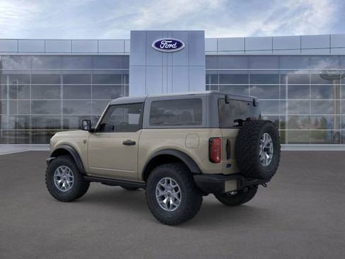 New 2025 Ford Bronco Badlands image 4