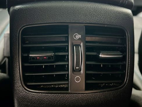 Used 2022 Kia Niro EX Premium image 28