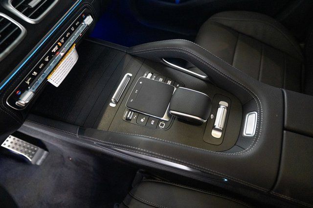 Certified 2026 Mercedes-Benz GLS 450 4MATIC image 18