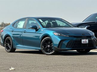 New 2025 Toyota Camry SE video 2