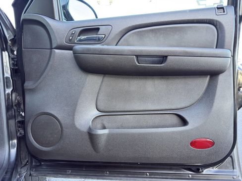 Used 2008 Chevrolet Avalanche LT AWD/4WD image 14