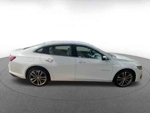 Used 2024 Chevrolet Malibu LT image 16