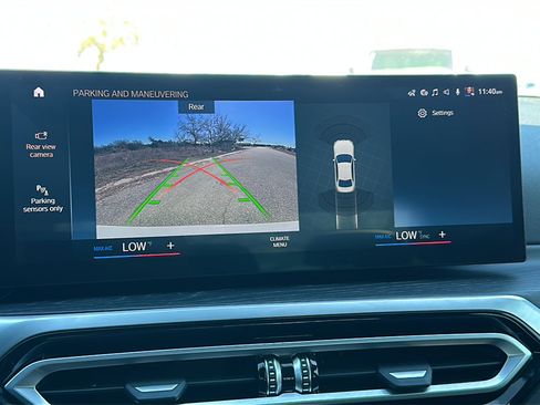 Certified 2024 BMW 330i Base w/ Convenience Package image 32