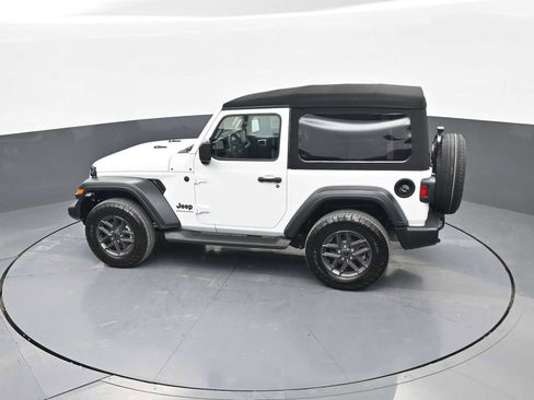 Used 2024 Jeep Wrangler Sport AWD/4WD image 27