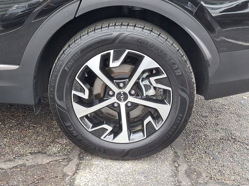 Certified 2024 Kia Sportage EX w/ EX Premium Package image 8