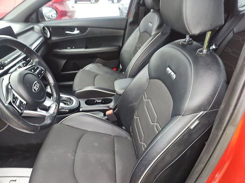 Used 2021 Kia Forte GT-Line w/ GT-Line Premium Package image 9