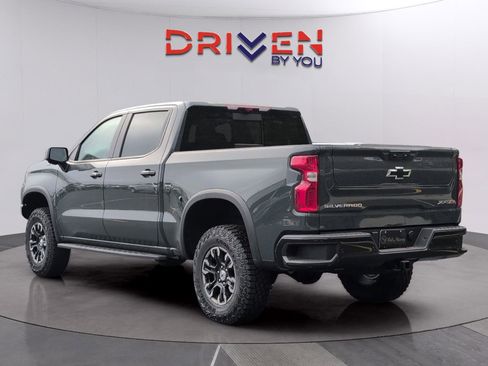 New 2026 Chevrolet Silverado 1500 ZR2 image 3