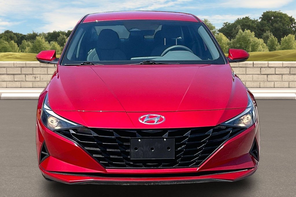 Used 2023 Hyundai Elantra SEL FWD image 3