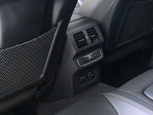 Certified 2023 Audi Q5 2.0T Premium w/ Convenience Package image 18