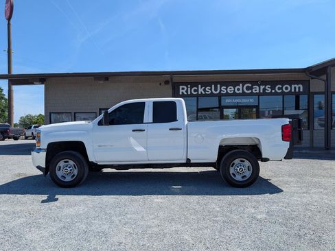 Used 2018 Chevrolet Silverado 2500 W/T RWD image 11