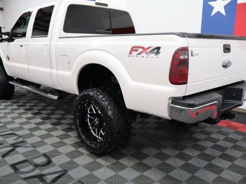 Used 2016 Ford F250 Lariat w/ Lariat Ultimate Package AWD/4WD image 5