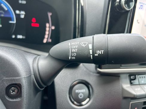 Used 2025 Toyota Camry SE w/ Multimedia Upgrade Package FWD image 19