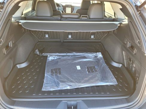 New 2025 Subaru Outback Limited image 18