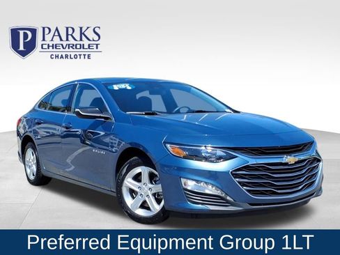 Used 2024 Chevrolet Malibu LT FWD image 1