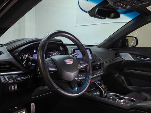 Used 2020 Cadillac CT4 V w/ Climate Package image 43