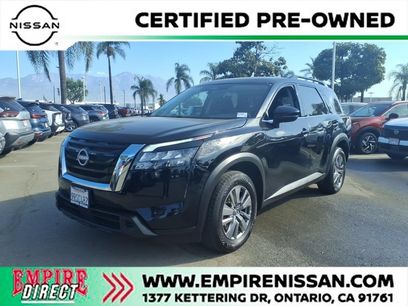 Certified 2025 Nissan Pathfinder SV
