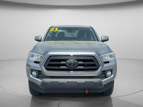 Used 2021 Toyota Tacoma SR5 image 4