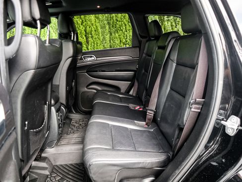 Used 2018 Jeep Grand Cherokee Limited AWD/4WD image 31