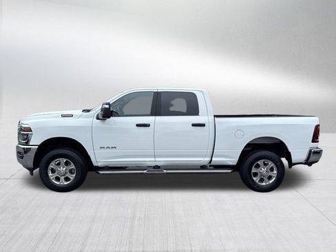 Certified 2026 RAM 2500 Big Horn AWD/4WD image 9